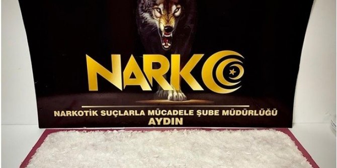 El çantasında 1 kilo 478 gram uyuşturucu ele geçirildi