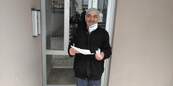 Kulu'da yaşlılara maaşları evlerine götürülüyor