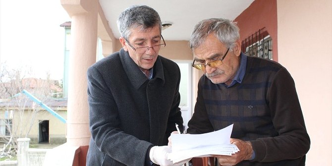 Yunak’ta yaşlıların maaşları evlerine götürülüyor