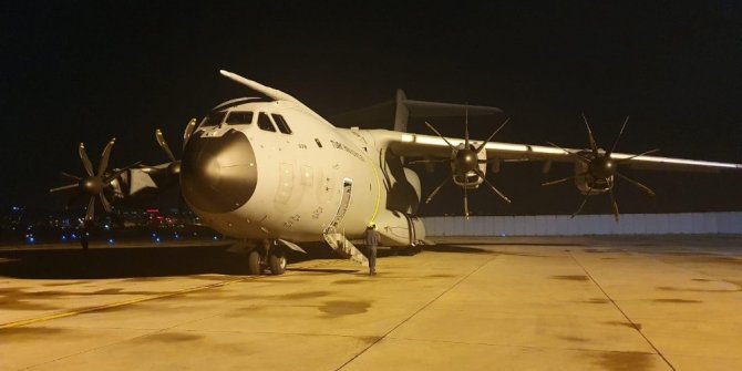 MSB: "İspanya ve İtalya’ya yardım malzemesi götüren uçak iniş yaptı”