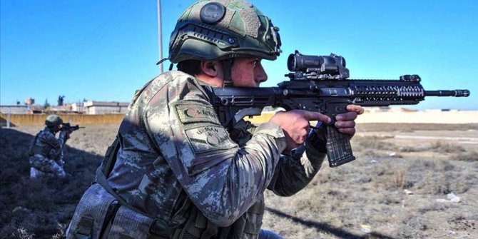 Fırat Kalkanı ve Barış Pınarı bölgelerinde 7 terörist etkisiz hale getirildi