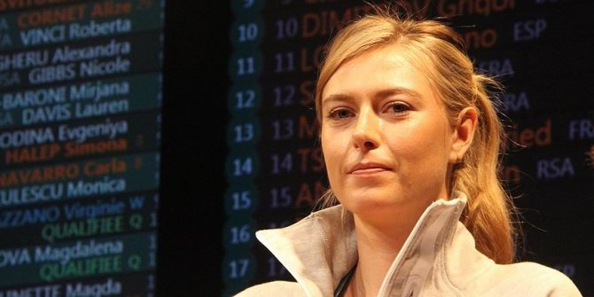 Sharapova, telefon numarasını takipçileriyle paylaştı
