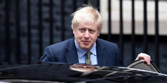 UK: Premier Boris Johnson goes into intensive care