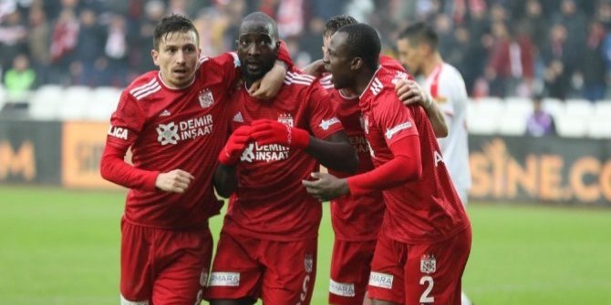 Sivasspor’un gol yükünü Yatabare çekiyor