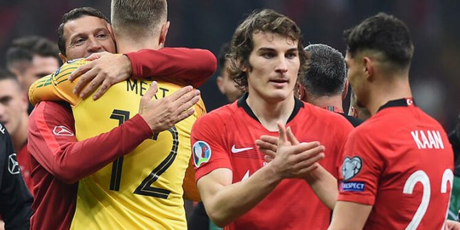 UEFA, EURO 2020'yi aynı şehirlerde düzenlemeyi planlıyor