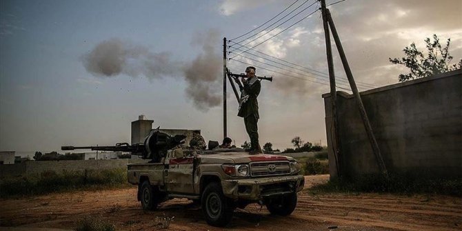 Libya: Gov't forces recaptures town near Tripoli