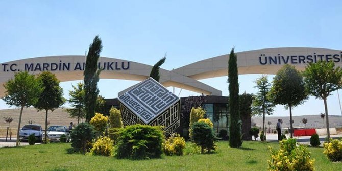 MAÜ Evde Üniversite Projesi ile panel düzenlemeye devam ediyor