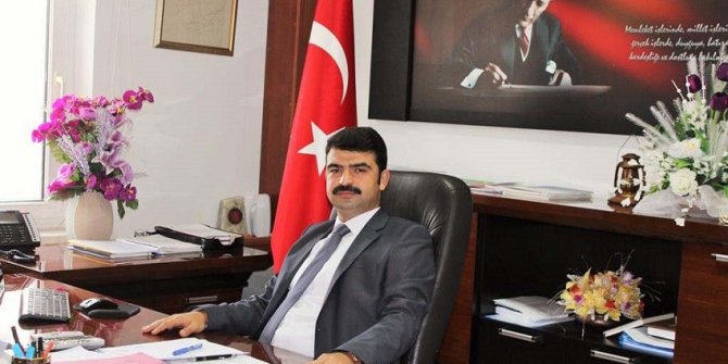 Derebucak Kaymakamı Coşkun, bir maaşını Milli Dayanışma Kampanyasına bağışladı