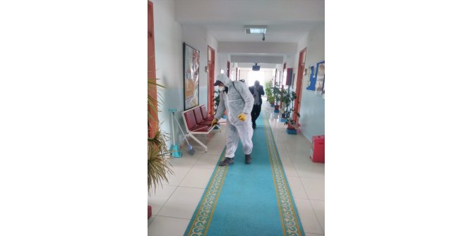 Ulaş'ta kamu kurum ve kuruluşları dezenfekte edildi