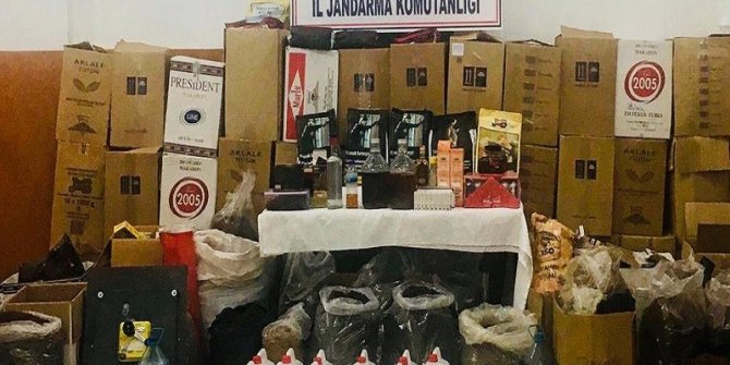 Susurluk’ta 231 litre kaçak alkol ve 360 kilo tütün ele geçirildi