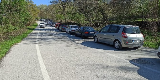 Korona devrinde su savaşı gibi kuyruk