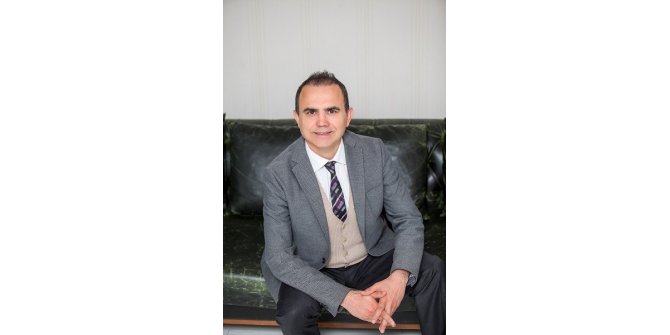 Göz altı morlukları neden oluşur ? Tedavisi nedir?