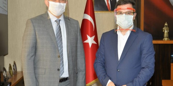BİLSEM’lerde üretilen siperlikler emniyete teslim edildi