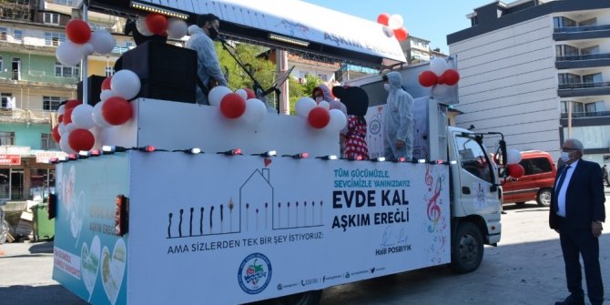 Belediye mahalle mahalle konser veriyor