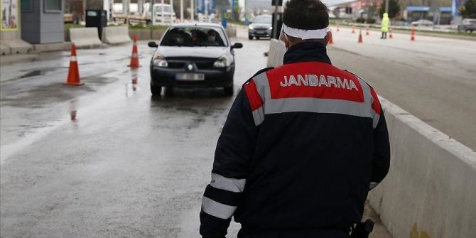 Covid-19: La Turquie prolonge de 15 jours l'interdiction des déplacements entre les villes