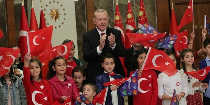 Erdogan: 23. april je najvažniji simbol demokratije, nacionalne volje i suvereniteta naroda