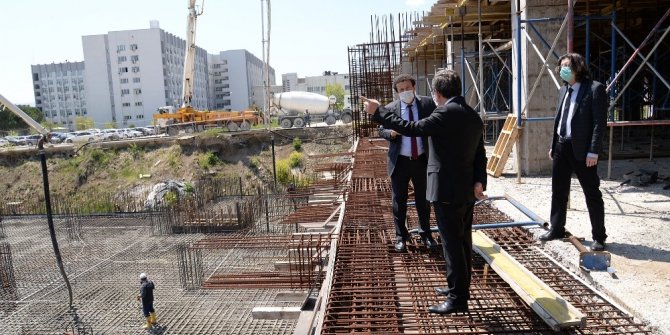 Bursa Uludağ Üniversitesi Yeni Camii hayırseverlerden destek bekliyor