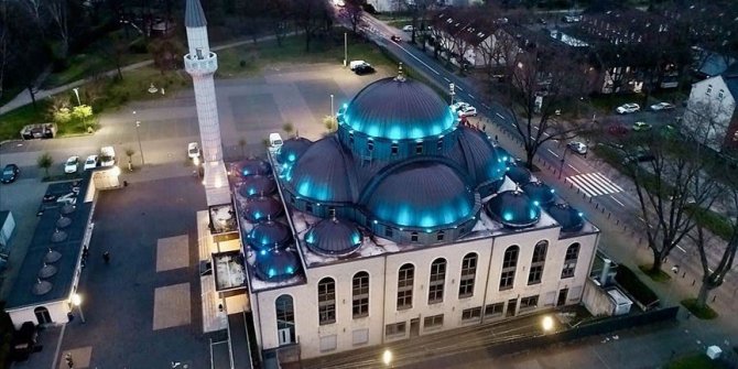 Germany: Mosques preparing to reopen next weekend