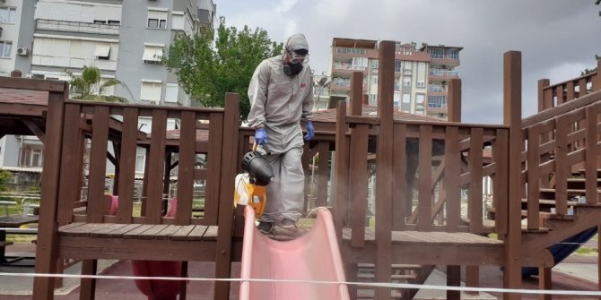 Sokağa çıkma kısıtlamasında Kepez dezenfekte edildi