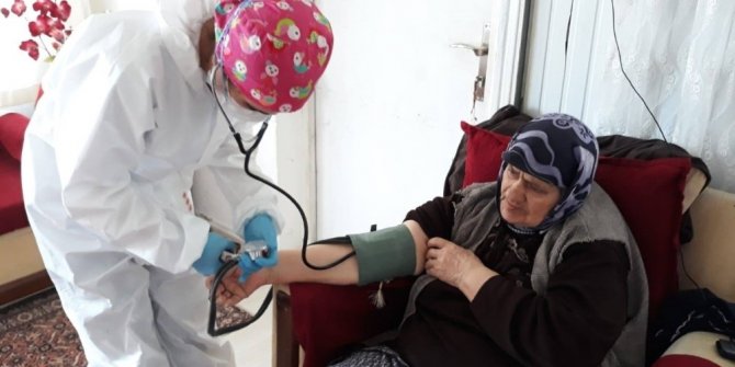 Kartepe’nin büyükleri yalnız değil