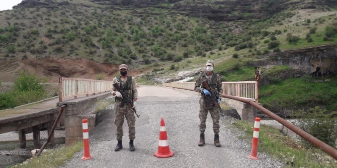 Jandarma korona virüs denetimlerini sürdürüyor