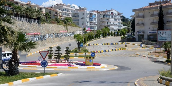 Kuşadası’nda tek yön uygulamasında 3. etaba geçildi