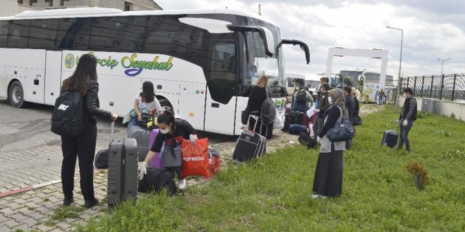 Karantinadaki 184 vatandaş memleketlerine uğurlandı