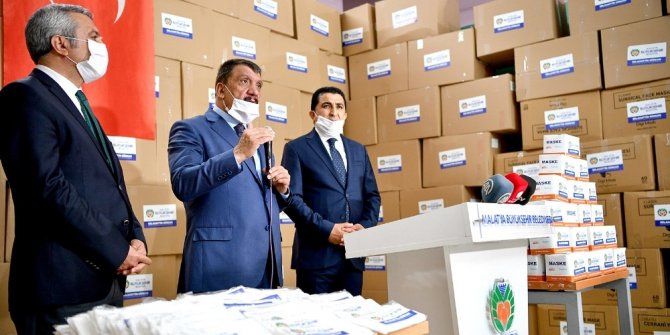 Malatya Büyükşehir Belediyesine 600 bin maske