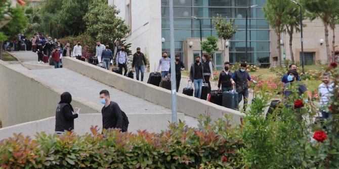 Mersin’de karantinası biten 167 kişi memleketlerine gönderildi