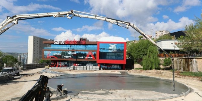 Büyükşehir Belediyesinden 250 kişilik amfi ve spor alanı