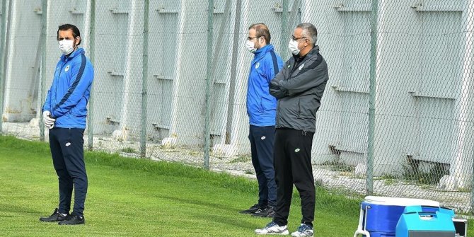 İttifak Holding Konyaspor'dan sosyal mesafeli antrenman