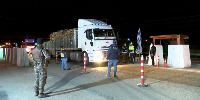 Kısıtlamanın kalkmasının ardından şehre giriş çıkışlar başladı