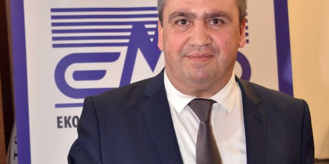 EMD İzmir’den basın mensuplarına sağlık paketi