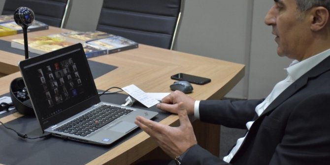 Müdür Arıcıoğlu, Milli sporcularla tele konferans aracılığı ile görüştü