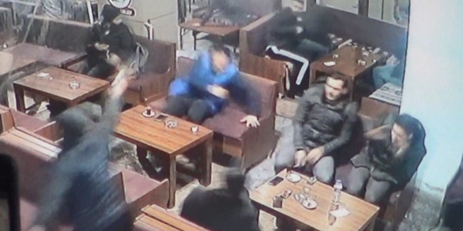 Silahlı saldırı anı kamerada...Çay ocağı saldırısı zanlılarına müebbet