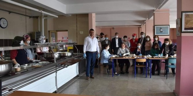 Nallıhan Belediyesinden günlük bin aileye sıcak yemek