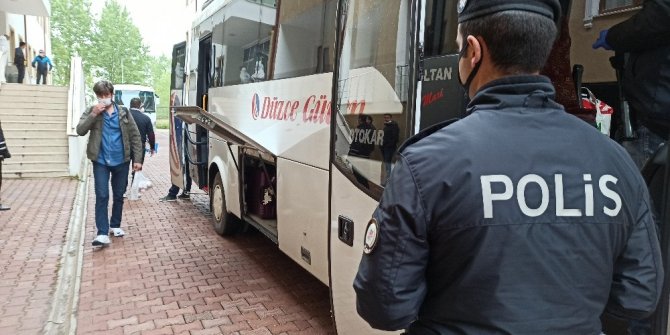 Karantina yurdundan uğurlandılar