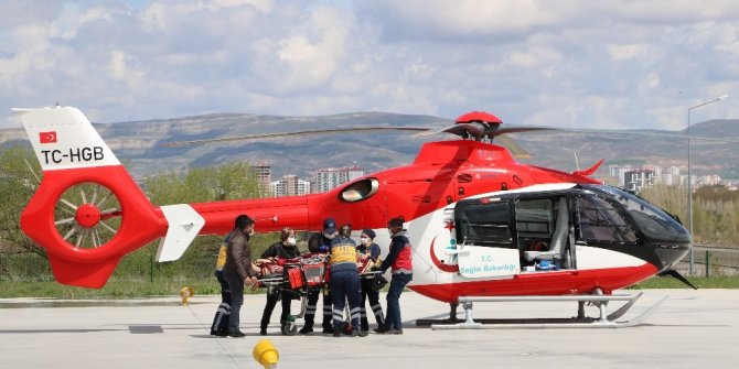 Ambulans helikopter onun için havalandı