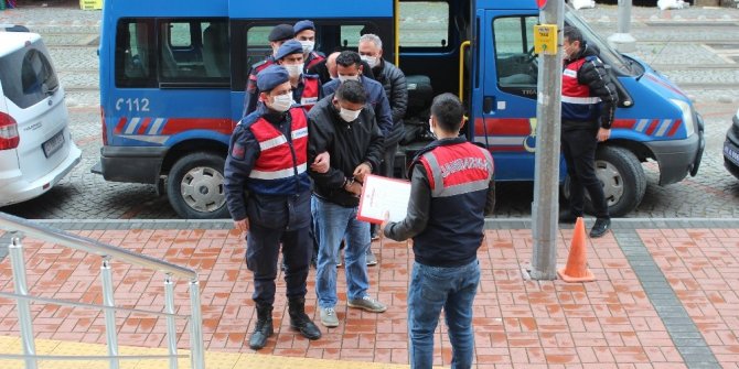 Kaçak define avcılarını aralarında çıkan anlaşmazlık ele verdi