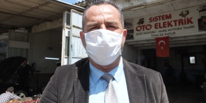 Burhaniye’de belediye kapı kapı ücretsiz maske dağıtıyor