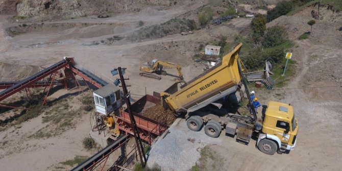 Ayvalık’ta taş ocağı 5 yıl sonra yeniden faaliyete geçirildi