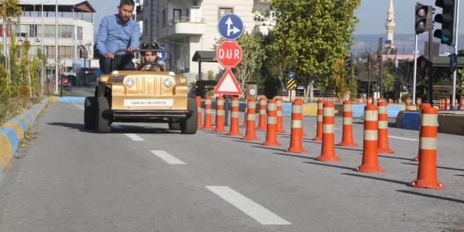 Tollu: “Trafikte kurallara uyulmadığı için birçok insanın yaşam hakkı elinden alınıyor”