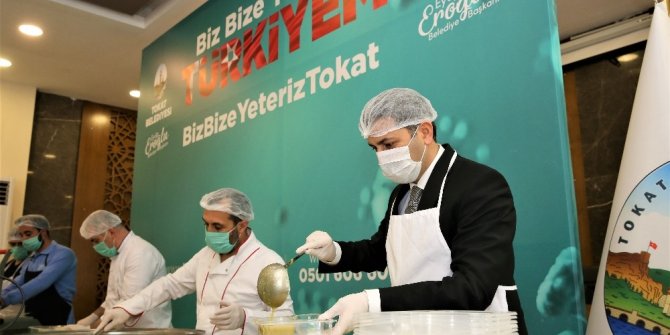 Evden çıkamayan 600 kişiye sıcak yemek