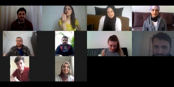 Evde kalmak eğitime engel olmadı