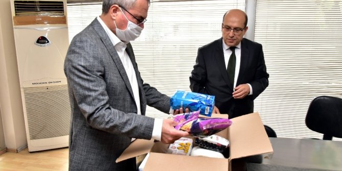 Manisa’da ihtiyaç sahibi vatandaşlara gıda kolisi desteği