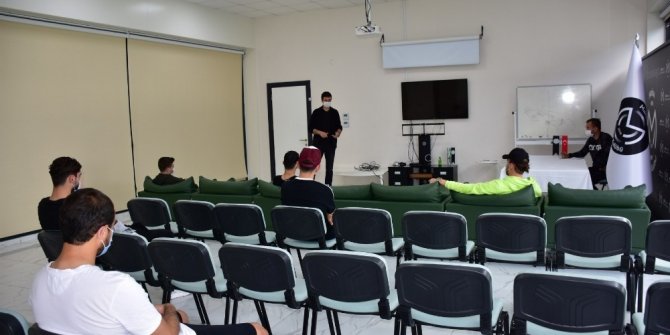 Manisa FK perşembe günü topbaşı yapıyor