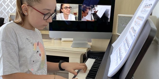 Müzik eğitimi mesafe tanımıyor