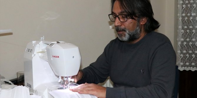 Bomba imha uzmanı gazi, vatan nöbetine maske dikerek devam ediyor
