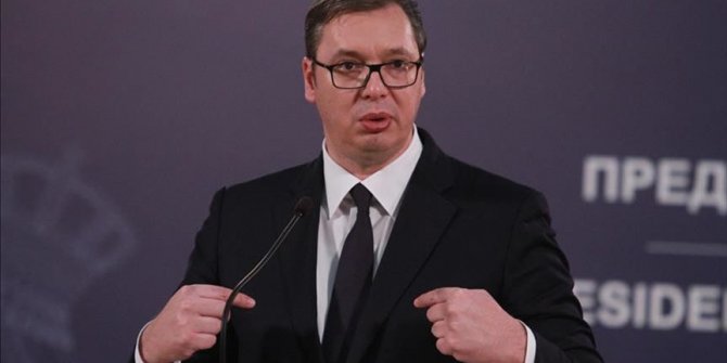 Vučić: Srbija uz svoj narod i crkvu u Crnoj Gori