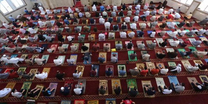 Gazze'de iki ay sonra cuma namazı